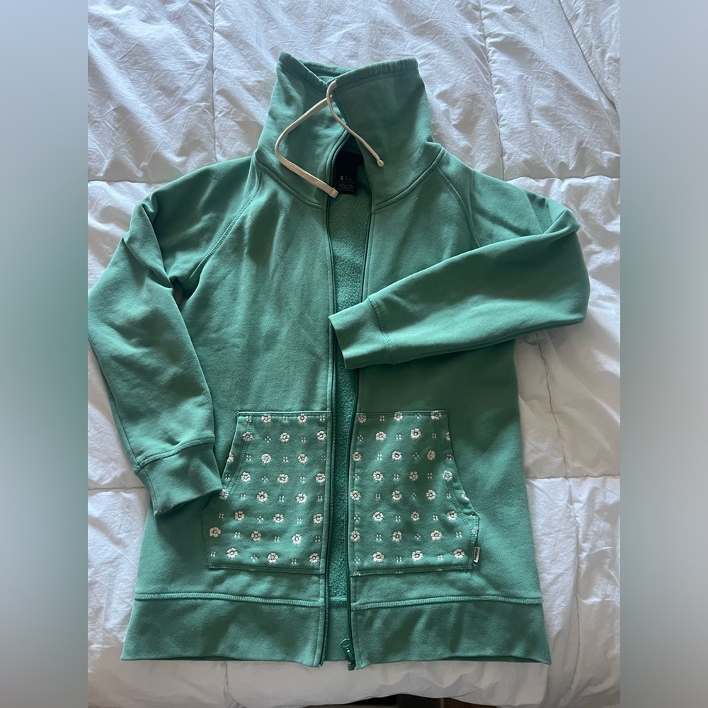Burton woman’s sweater